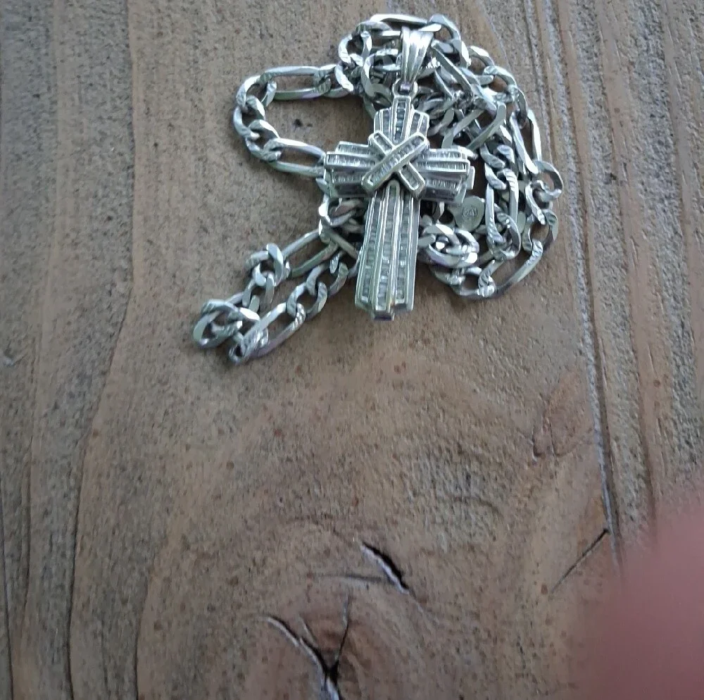 Silver 925 Cross Pendant Necklace - Polished Silver Tone